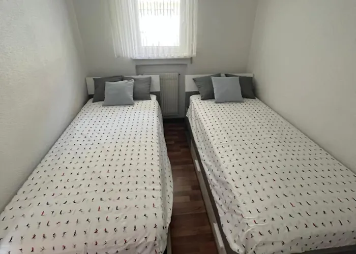 Apartment Salute 206 *